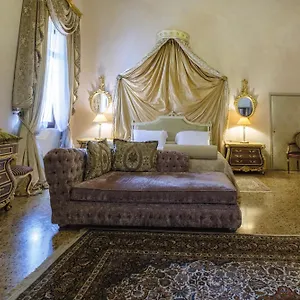 Palazzo Ca' Bernardo By Francesco Molon Guest house Venice