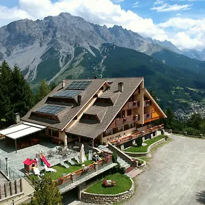 Hotel apartamentowy Mirage Oga