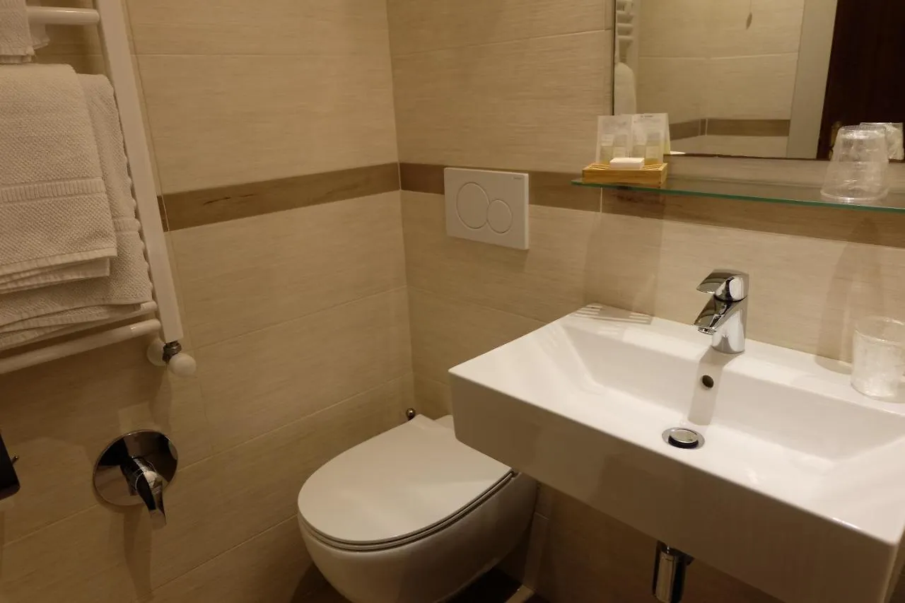 **  Hotel Villa Nettuno Taormina Italy