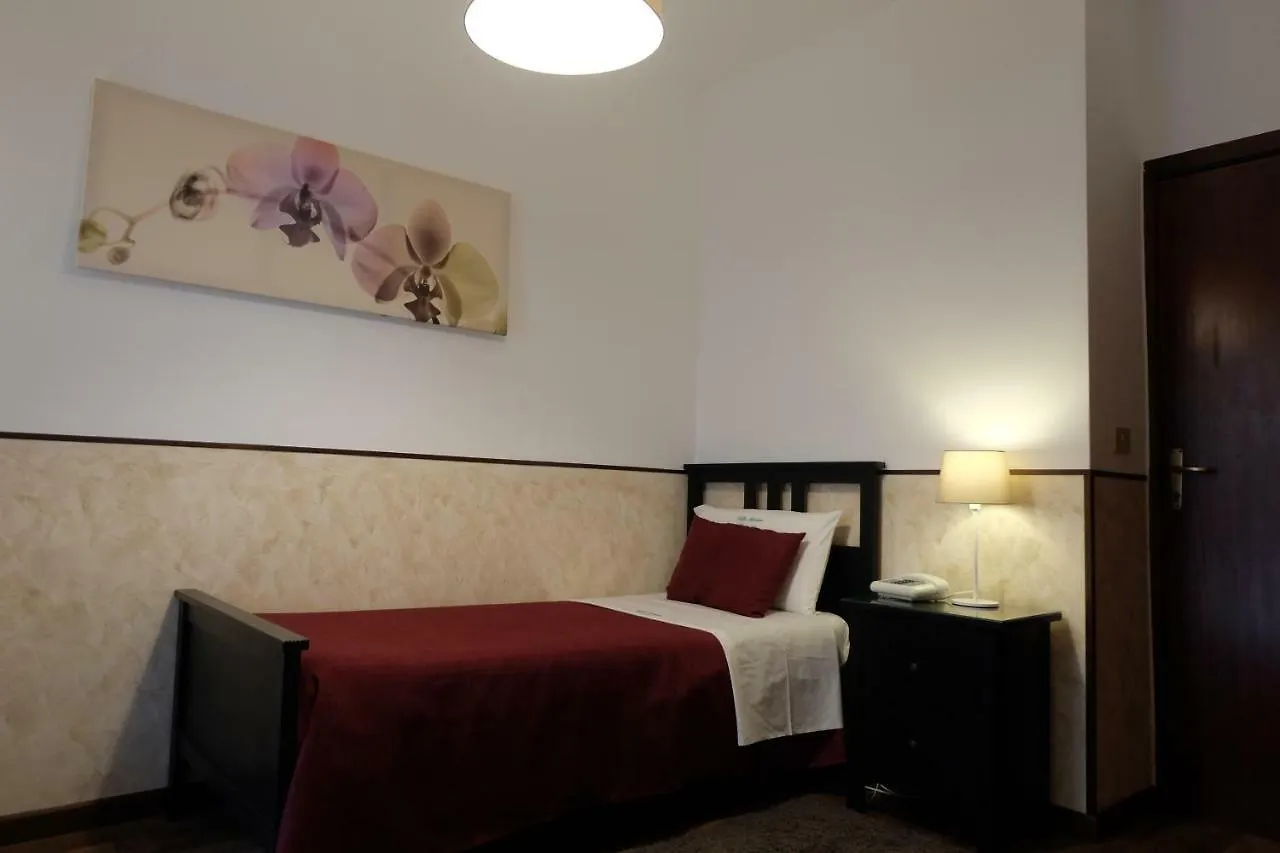 Hotel Villa Nettuno Taormina 2*,