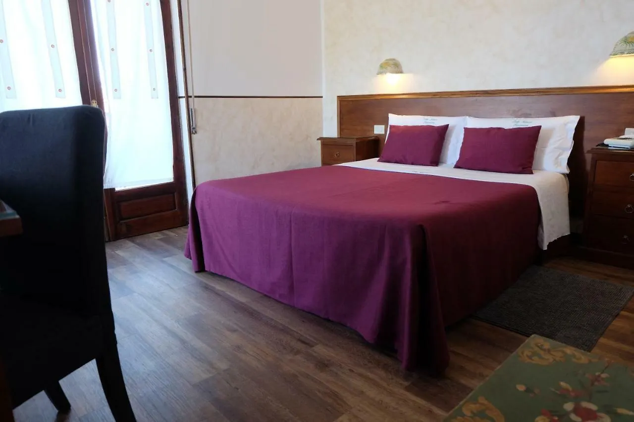 **  Hotel Villa Nettuno Taormina Italy